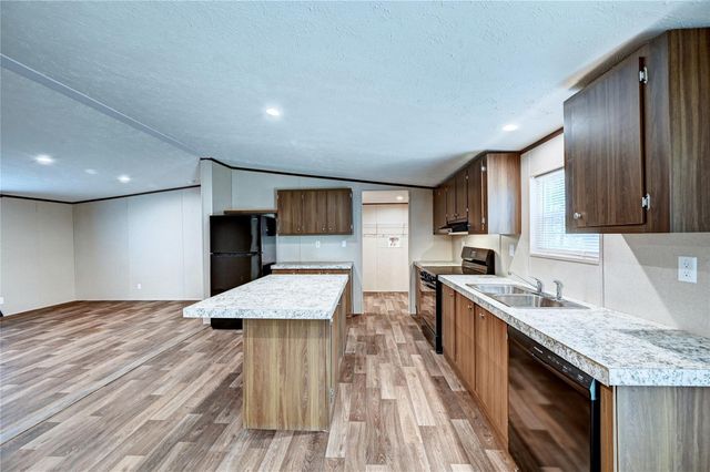 7996 Tawnyberry Lane, Plantersville, TX 77363