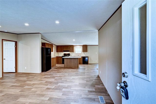 7996 Tawnyberry Lane, Plantersville, TX 77363