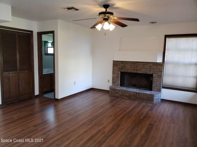 2575 Palm Lake Drive, Merritt Island, FL 32952