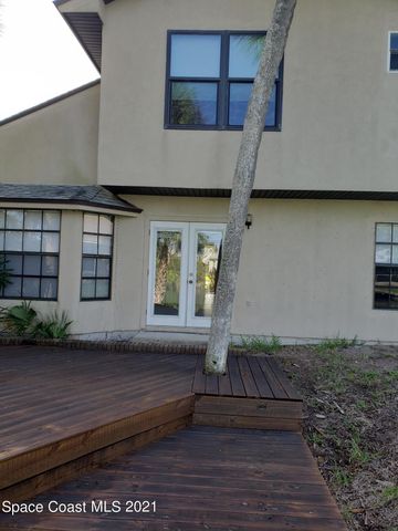 2575 Palm Lake Drive, Merritt Island, FL 32952