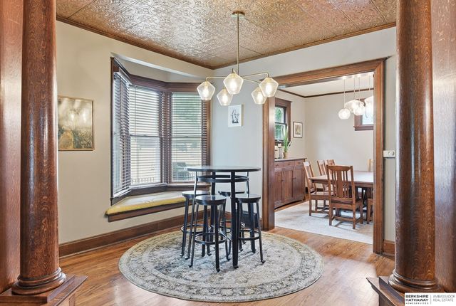 1310 S 35 Avenue, Omaha, NE 68105
