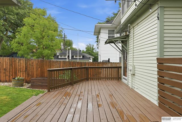 1310 S 35 Avenue, Omaha, NE 68105