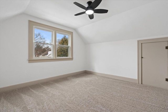 925 Harding AVENUE, Waukesha, WI 53186