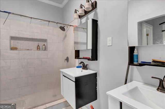 466 Lake Drive, Hapeville, GA 30354