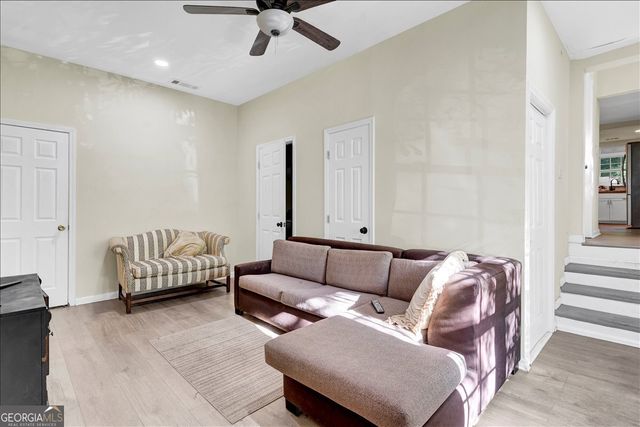 466 Lake Drive, Hapeville, GA 30354