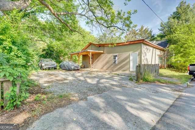 466 Lake Drive, Hapeville, GA 30354