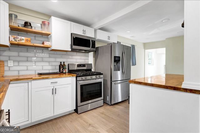 466 Lake Drive, Hapeville, GA 30354