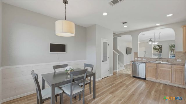 2228 Hazelwood, New Braunfels, TX 78130