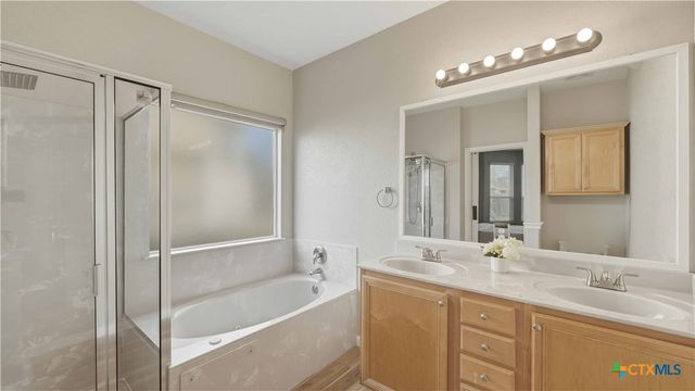 2228 Hazelwood, New Braunfels, TX 78130