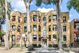1021 N Hoyne Avenue 2A, Chicago, IL 60622