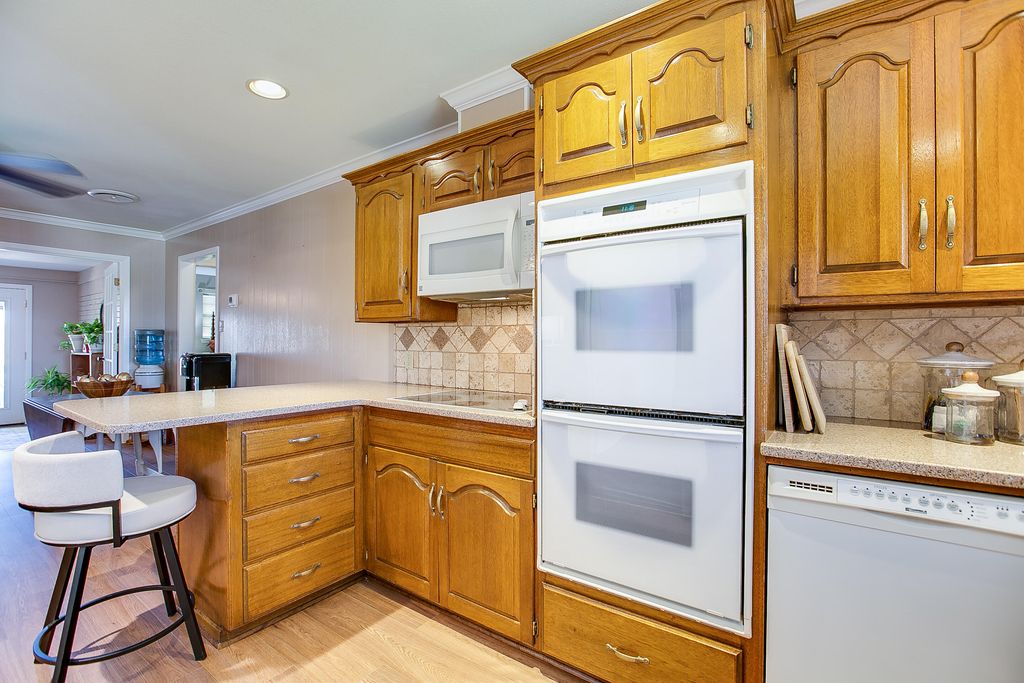 Image 19 of property listing at 20 Sierra Camino, Ballinger, TX 76821