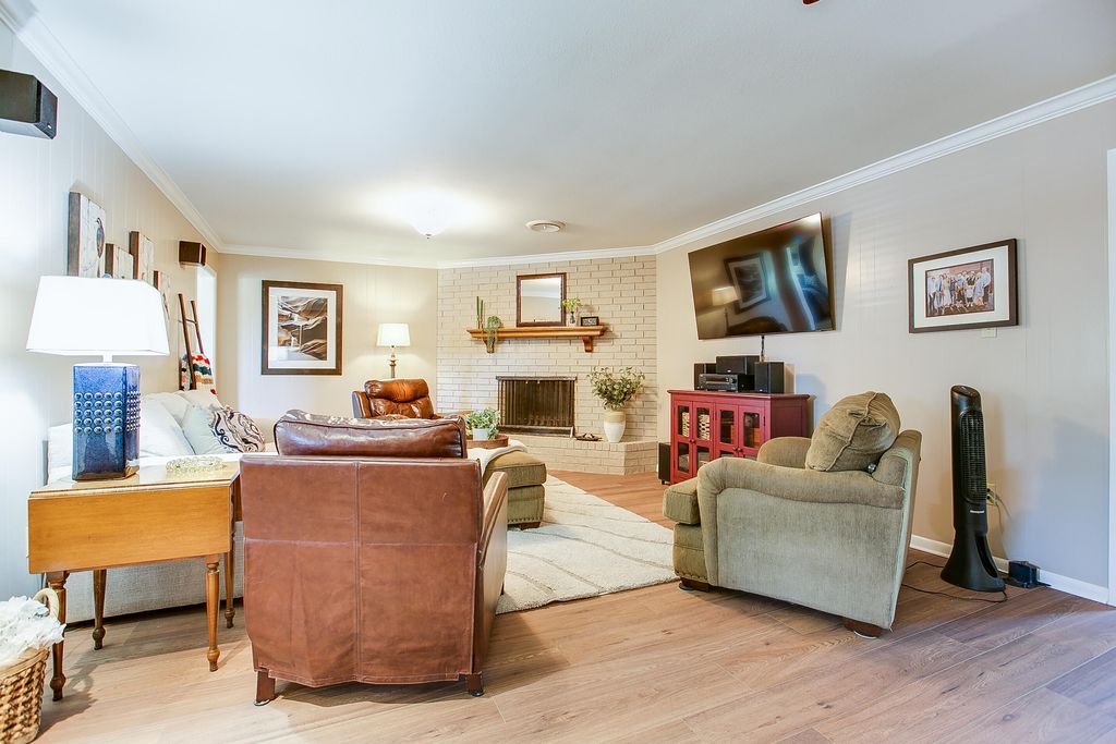 Image 9 of property listing at 20 Sierra Camino, Ballinger, TX 76821