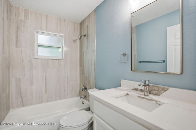 8165 Ridge Road, Weeki Wachee, FL 34613