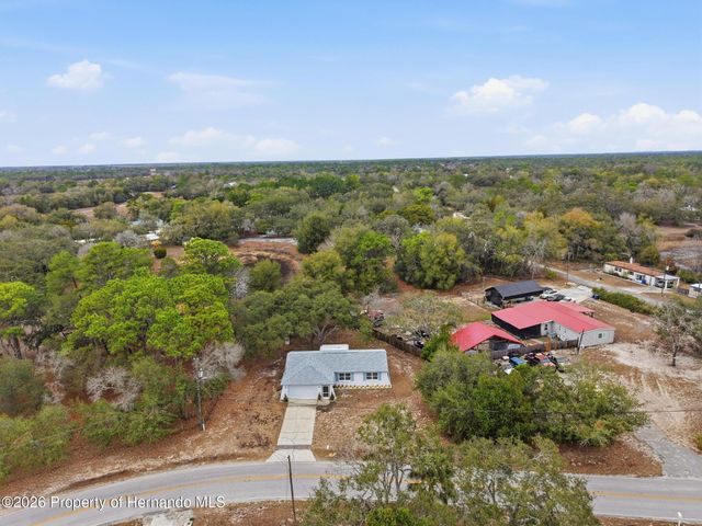 8165 Ridge Road, Weeki Wachee, FL 34613