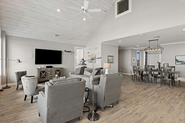 3133 Bay Ridge Drive, Palacios, TX 77465