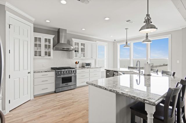 3133 Bay Ridge Drive, Palacios, TX 77465