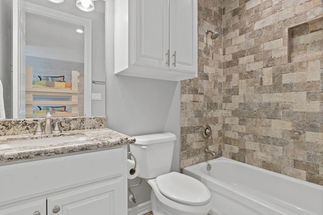 3133 Bay Ridge Drive, Palacios, TX 77465