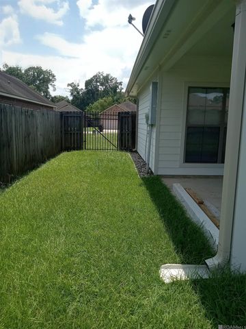 6741 Silver Springs Dr, Central, LA 70739