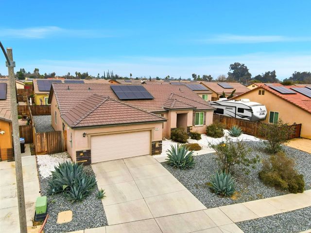 870 Cabrillo Street, Lemoore, CA 93245