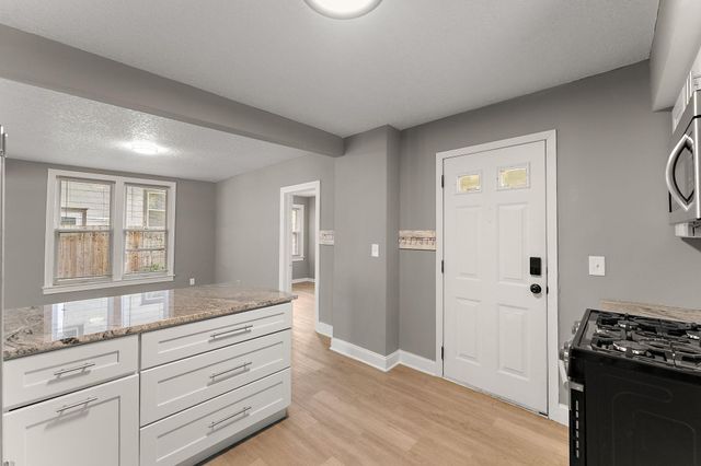 303 Cesar Chavez Street, Saint Paul, MN 55107