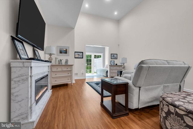 173 SPARROW DR, Hamilton, NJ 08690