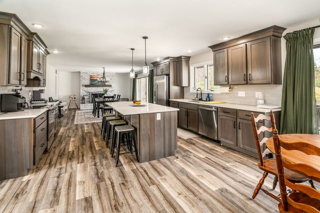 1816 Wolff Drive, Marion, IL 62959