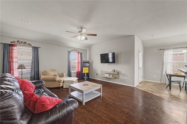 6202 SW Warrington Road, Bentonville, AR 72713