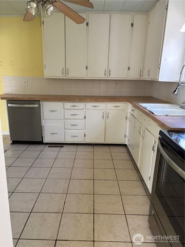 1509 Everett Street, Sumner, WA 98390