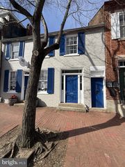 510 CAROLINE ST #B, Fredericksburg, VA 22401