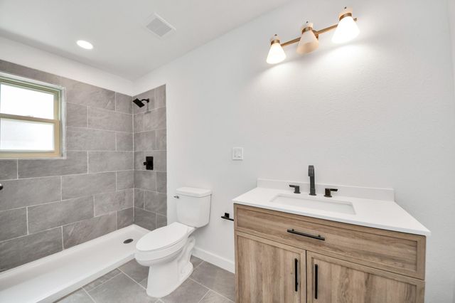 16502 Craighurst Drive, Houston, TX 77059