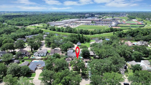 16502 Craighurst Drive, Houston, TX 77059