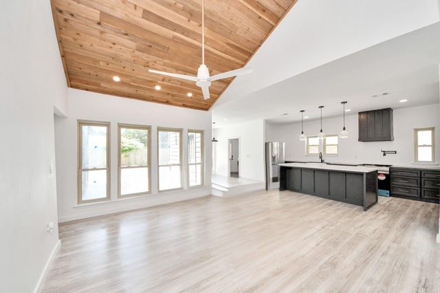 16502 Craighurst Drive, Houston, TX 77059