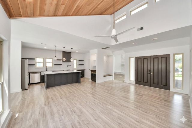 16502 Craighurst Drive, Houston, TX 77059