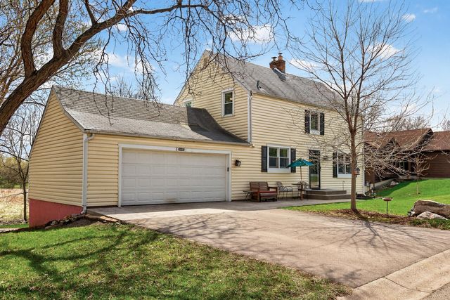 112231 Hutchins Court, Chaska, MN 55318