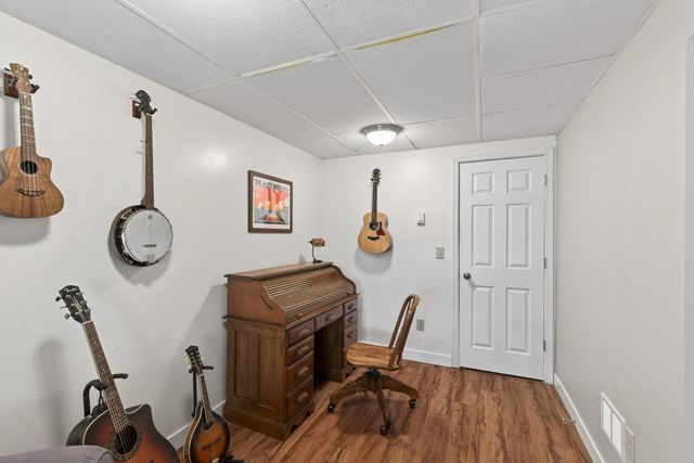 112231 Hutchins Court, Chaska, MN 55318