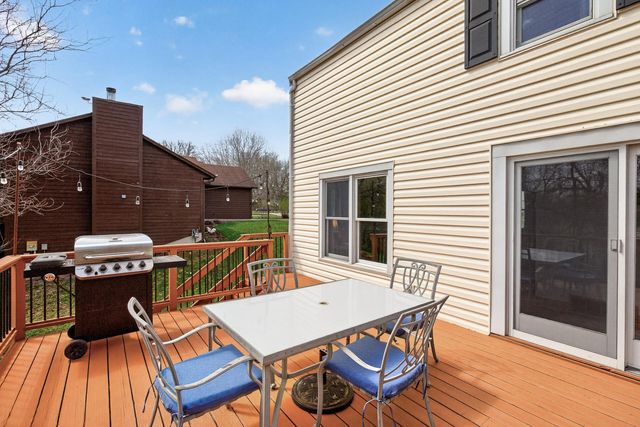 112231 Hutchins Court, Chaska, MN 55318