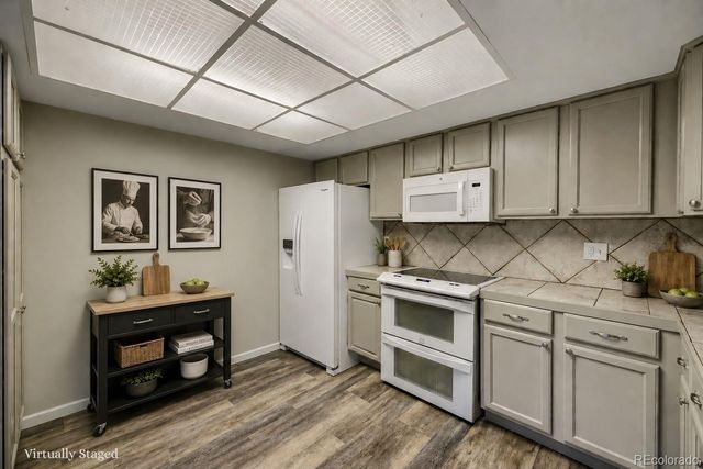 2181 S Victor Street E, Aurora, CO 80014