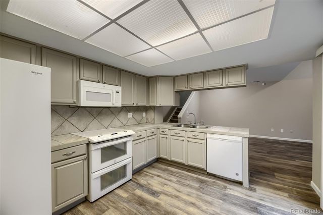2181 S Victor Street E, Aurora, CO 80014