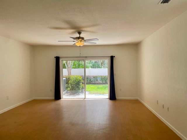 4988 SE Mariner Garden Circle, Stuart, FL 34997