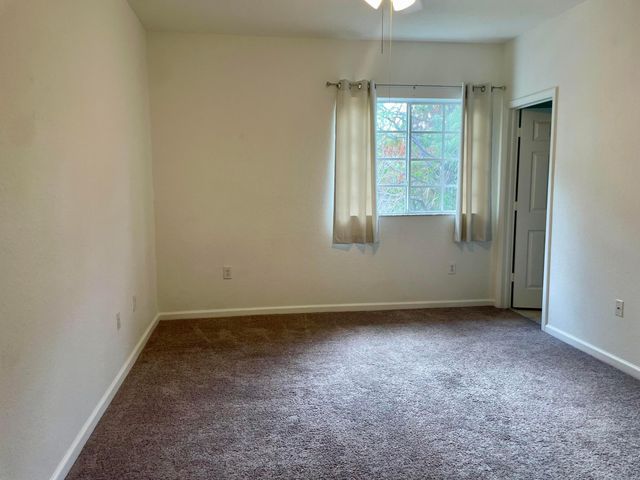 4988 SE Mariner Garden Circle, Stuart, FL 34997