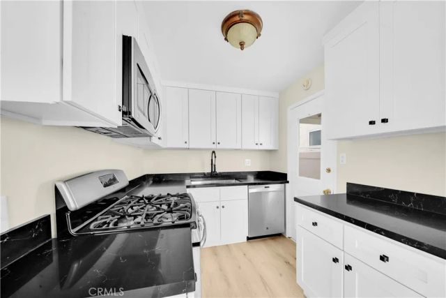 406 Jasmine Avenue, Corona Del Mar, CA 92625