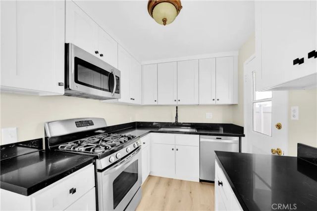 406 Jasmine Avenue, Corona Del Mar, CA 92625