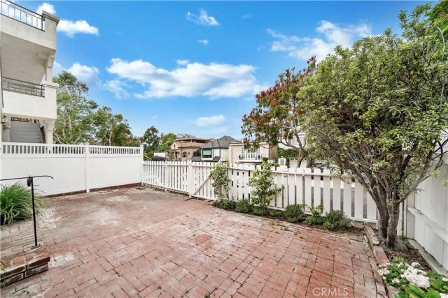 406 Jasmine Avenue, Corona Del Mar, CA 92625