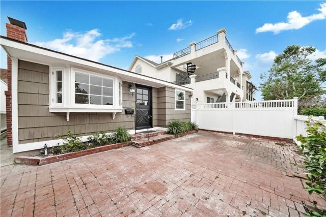 406 Jasmine Avenue, Corona Del Mar, CA 92625