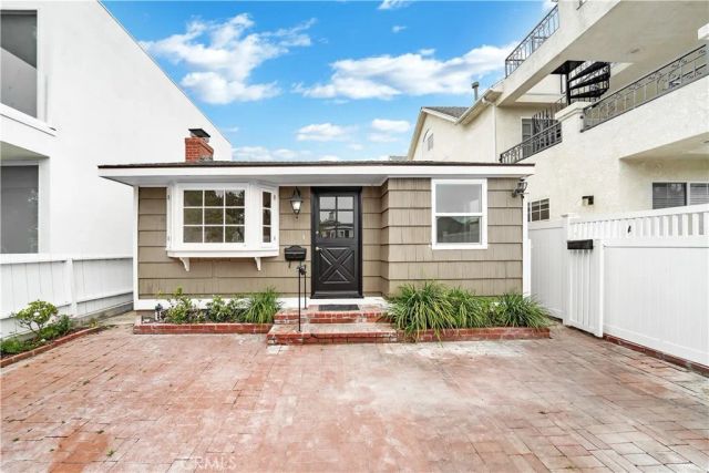 406 Jasmine Avenue, Corona Del Mar, CA 92625