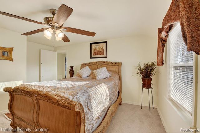 3956 Harvard Road, Detroit, MI 48224