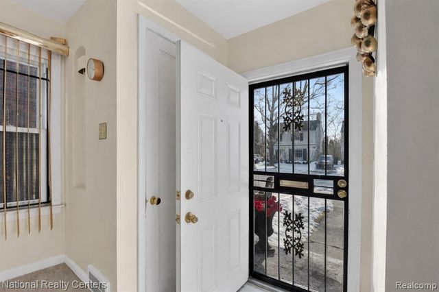 3956 Harvard Road, Detroit, MI 48224