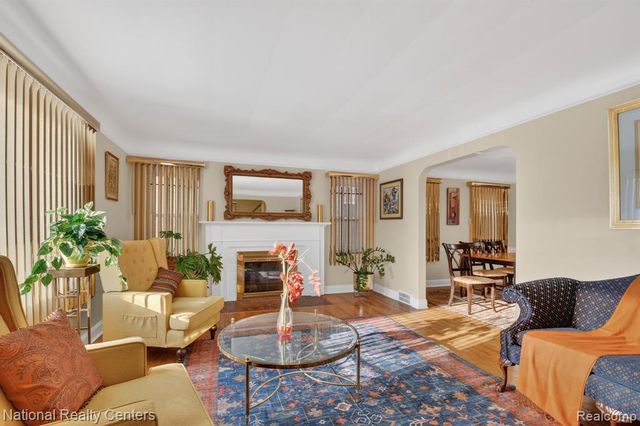 3956 Harvard Road, Detroit, MI 48224