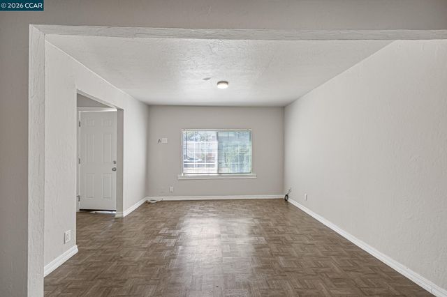 134 Chase St, Vallejo, CA 94590