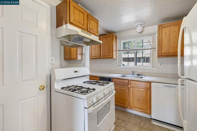 134 Chase St, Vallejo, CA 94590